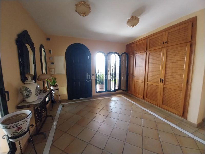 Foto b65103ad-6f79-4d54-89ed-847894abbc6b. Chalet villa dentro en sierra de Estepona - avda. de andalucía Estepona