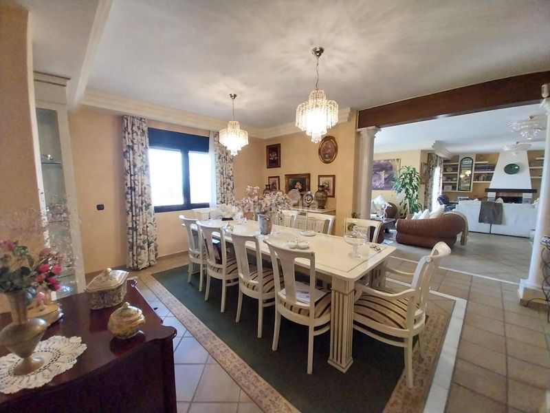 Foto f9cd7f14-73a8-4322-ae0a-74bd3580ebed. Chalet villa dentro en sierra de Estepona - avda. de andalucía Estepona