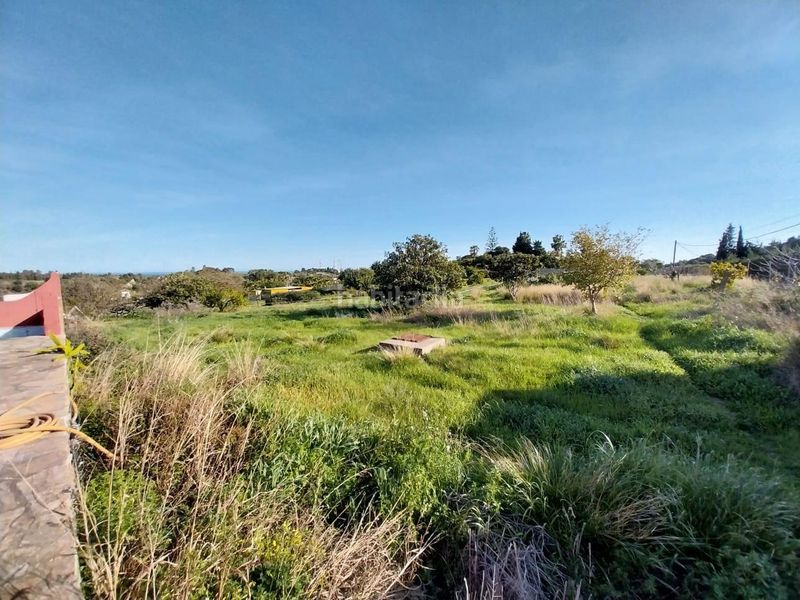 Foto 7b60e521-beb8-4907-af40-458e5776a101. Casa amb aparcament a Los Llanos Estepona