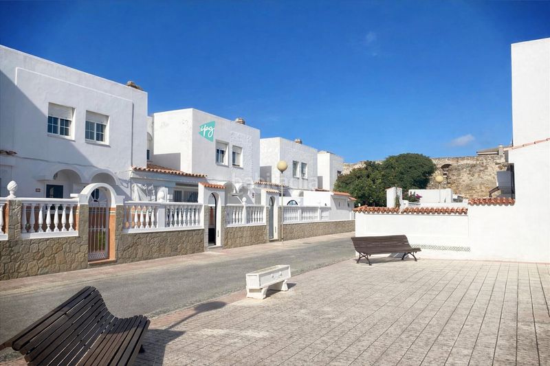 Foto 55845dfd-e23a-45d3-aea5-d0a9ab363b22. Casa amb calefacció a Tarifa ciudad Tarifa