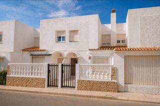 House  Juan ramon jimenez. Vivir tarifa de verdad