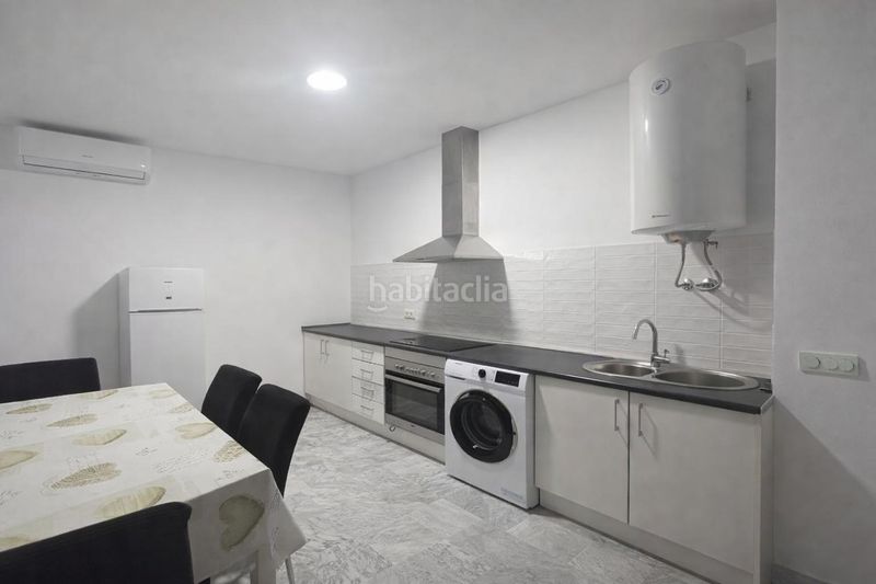 Foto 71138895-7d81-48a9-b38a-5b53af5a6b85. Estudi amb piscina a Bahía Dorada Estepona