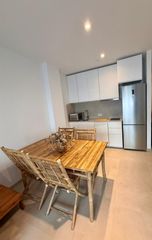 Apartment  Calle batalla del salado 51. Atención inversores. piso único con licencia turística y traster