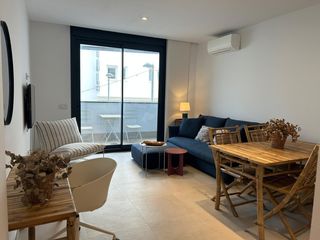 Apartament a Calle batalla del salado 51. Atención inversores.bajada de precio. piso único con licencia tu