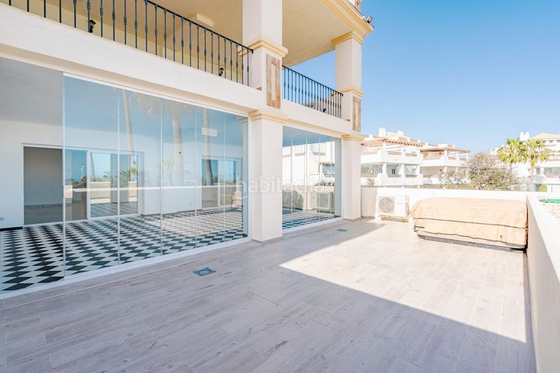 Foto 2ad207a8-7154-46f7-b379-a02a6c1ebad0. Apartament amb calefacció aparcament piscina a La Concha - Resina Golf Estepona