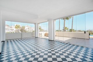 Appartement  Calle cartajima. Apartamento avenida selwo