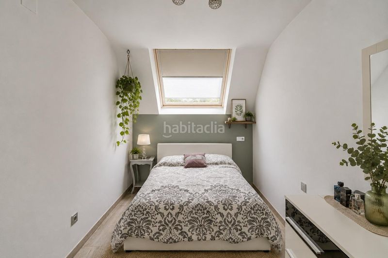Foto b8b8e5f4-a0c9-4f4a-b30d-8ef8ef7f3ab8. Casa adossada amb calefacció aparcament piscina a Estepona