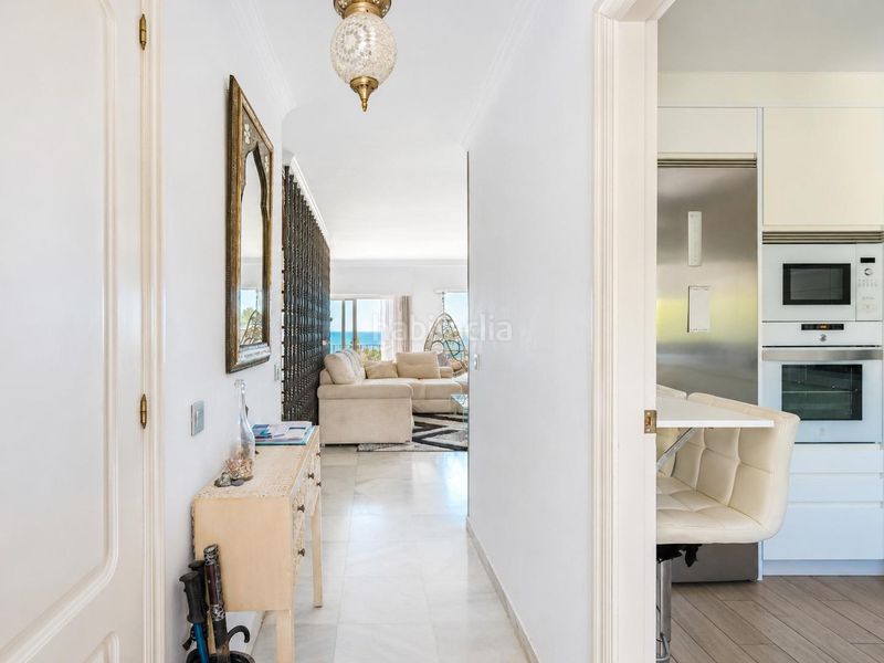 Foto eef27a6d-ef8c-4567-8884-d324ab59f2b7. Casa adossada amb calefacció aparcament piscina a Estepona