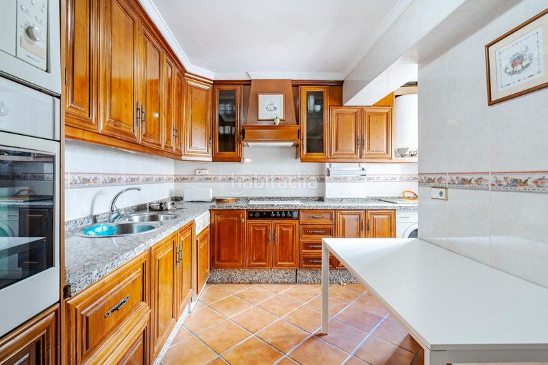Foto 9d4ba5f5-793b-4db1-9c0f-d160196116ee. Apartament a puerto de Estepona Estepona