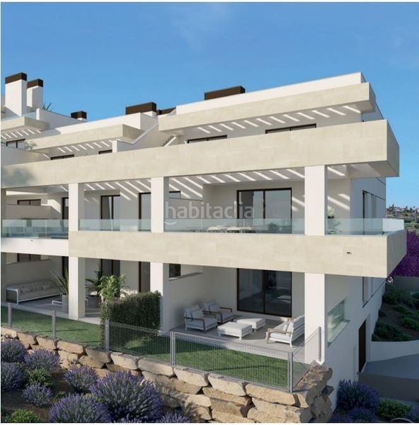 Foto 4e378ab3-a1e0-46b9-b0fc-d206a062e34c. Àtic amb calefacció aparcament piscina a Guadalobón Estepona
