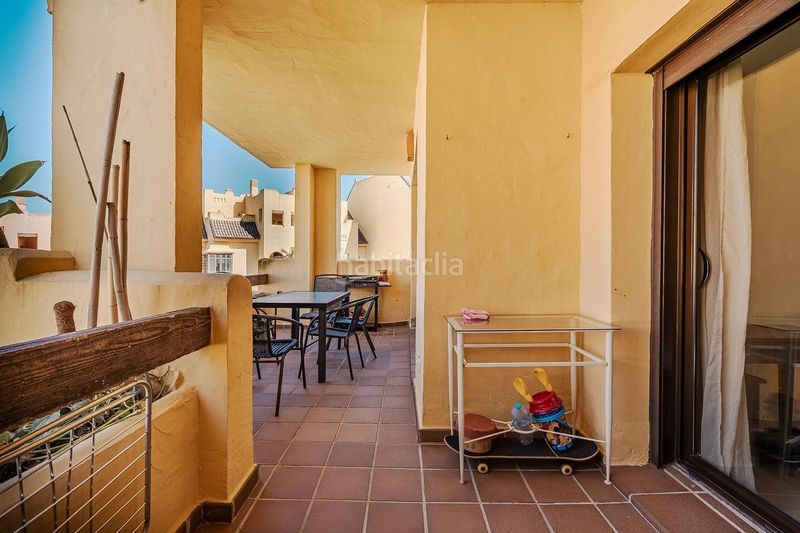 Foto 6739d90f-2182-40eb-ab42-1f994cb596d8. Apartament amb calefacció aparcament piscina a Chullera Manilva