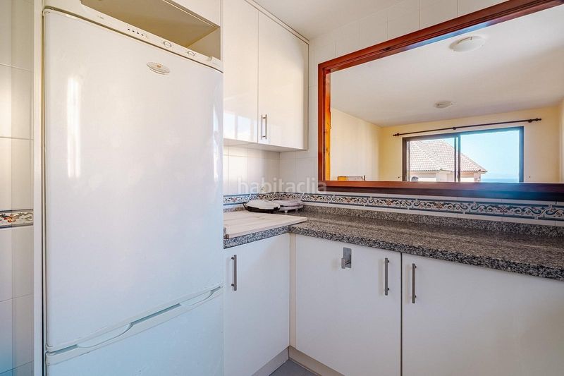 Foto e95dbef9-d9b0-4983-8920-a593baf59aab. Apartament amb calefacció aparcament piscina a Chullera Manilva