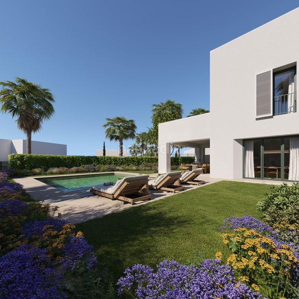 Foto 6f8d4406-f785-4f43-9424-00bd8da97f21. Xalet amb calefacció aparcament piscina a Sotogrande alto Sotogrande