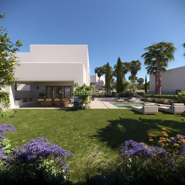 Foto ab9709b2-d605-4bb3-8202-a556c0f5f402. Xalet amb calefacció aparcament piscina a Sotogrande alto Sotogrande