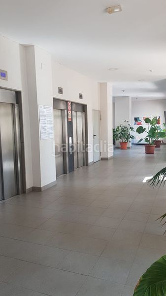 Foto 3613bb15-8a4c-4bc5-a3df-1f6e01f9b653. Apartament amb piscina a Rincón Bajo Benidorm