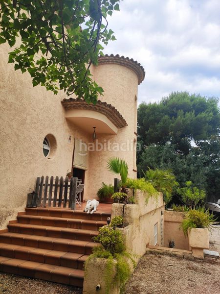 Foto ad6a01d2-2595-416f-bb05-952f369818c6. Xalet amb xemeneia calefacció aparcament piscina a Benidorm