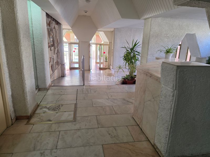 Foto d1abcb3e-da79-4a7b-b09e-4f6a03795d49. Apartament amb piscina a Juzgados - Plaza de Toros Benidorm