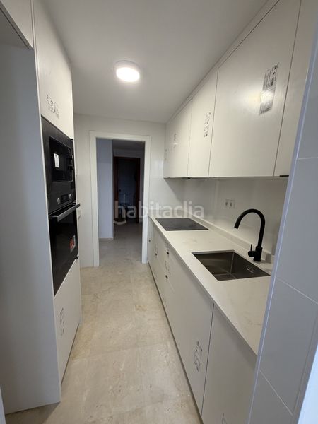 Foto 7186480d-697b-4536-9479-45f7638cb78b. Lloguer apartament amb aparcament piscina a Levante Alto Benidorm