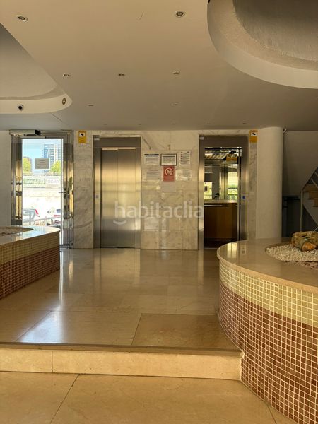 Foto 7f24bc2c-9f9a-42c8-84fb-0d7d7313eb25. Location appartement avec parking piscine dans Levante Alto Benidorm