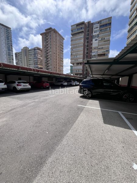 Foto 2d3f32c1-7998-4de7-abaa-6f23dbbeeb08. Lloguer pis amb aparcament a Playa Levante Benidorm