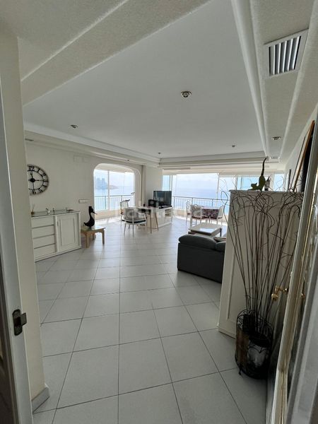 Foto f6182959-6bb4-49b0-a48b-f2d617802007. Lloguer pis amb aparcament a Playa Levante Benidorm