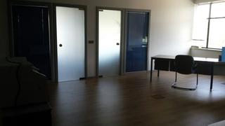 Miete Büro  Avenida de la innovación. Oficina disponible en zona este de sevilla