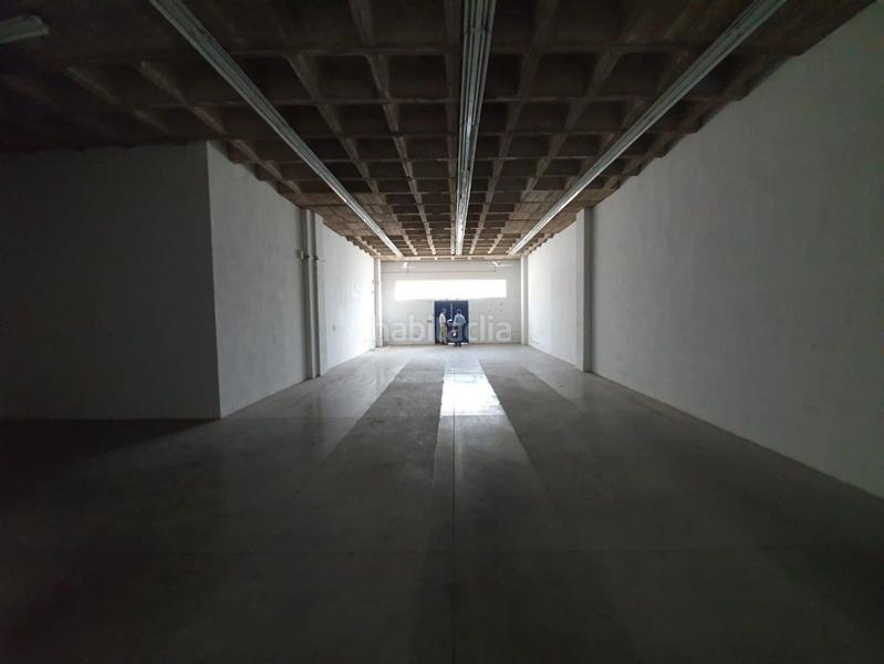 Foto 45676c04-c091-4db2-9670-b5097f1f6fcc. Affitto locale commerciale in Parque Alcosa Sevilla