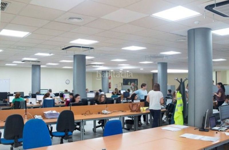 Foto 3741c004-3f40-4404-926a-261ef75eb1b3. Miete büro in Parque Atlántico- San Matías Sevilla