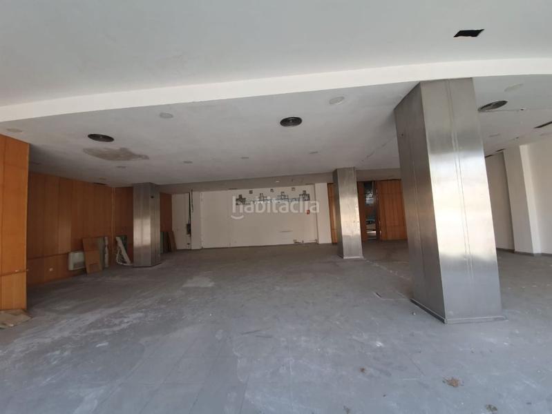 Foto 75565f67-a8fd-4a5a-80d5-5363d04942b5. Alquiler local comercial en Barrio del Nervión Sevilla