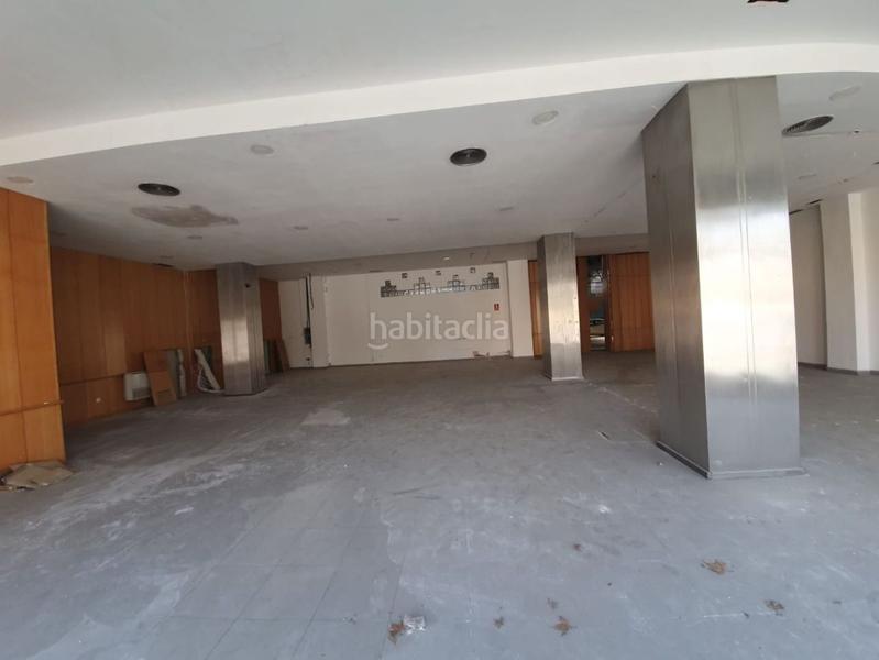 Foto 79c86100-9b48-4c0a-8e7c-fa8332f7ca4a. Alquiler local comercial en Barrio del Nervión Sevilla