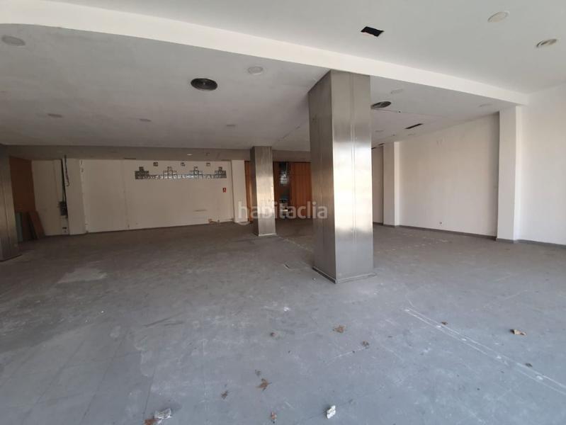 Foto 7abdc936-7824-40ff-9e24-30a94fc3f1f9. Alquiler local comercial en Barrio del Nervión Sevilla