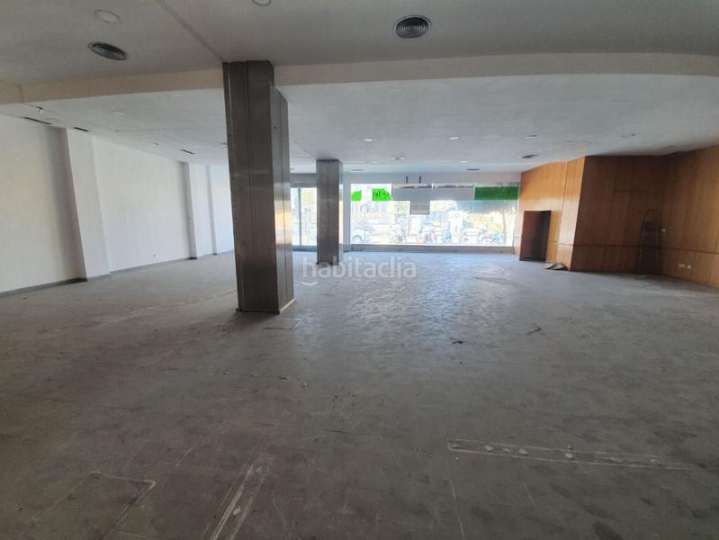 Foto c718475f-9f45-4b84-b871-d72a9f01552a. Alquiler local comercial en Barrio del Nervión Sevilla