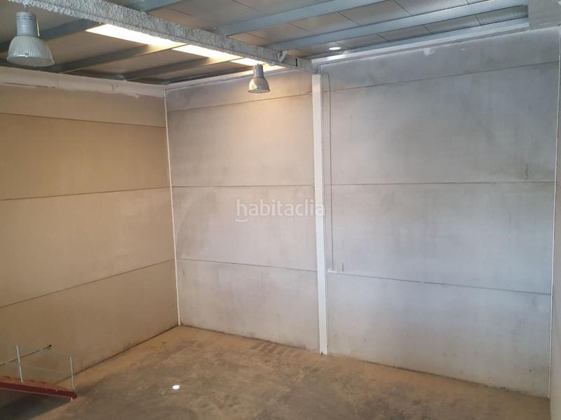 Foto c22d2a07-160b-4f8a-8bfd-53a803bb0e76. Miete fabrikhalle in La Motilla - Fuente del Rey Dos Hermanas