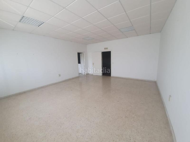 Foto a4a8db78-40b2-4ab1-aa2e-2cd76b1758f7. Alquiler nave industrial en La Motilla - Fuente del Rey Dos Hermanas