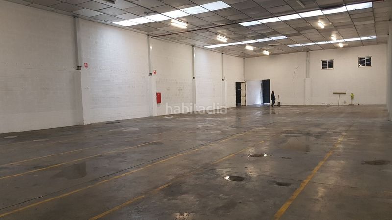 Foto 58e09a71-7471-4d86-8527-e61f97a61f6b. Rent industrial building in La Motilla - Fuente del Rey Dos Hermanas