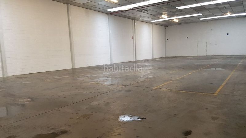 Foto 88c1d590-e2e4-4876-ae7a-e02f1a92dcbe. Rent industrial building in La Motilla - Fuente del Rey Dos Hermanas