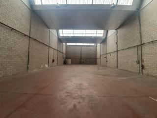 Nau industrial a La Motilla - Fuente del Rey. Estupenda nave en venta en el polígono la isla