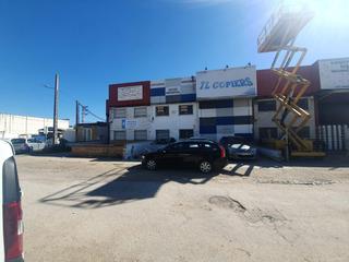 Lloguer Nau industrial a La Motilla - Fuente del Rey. Alquiler de nave fachada a carretera