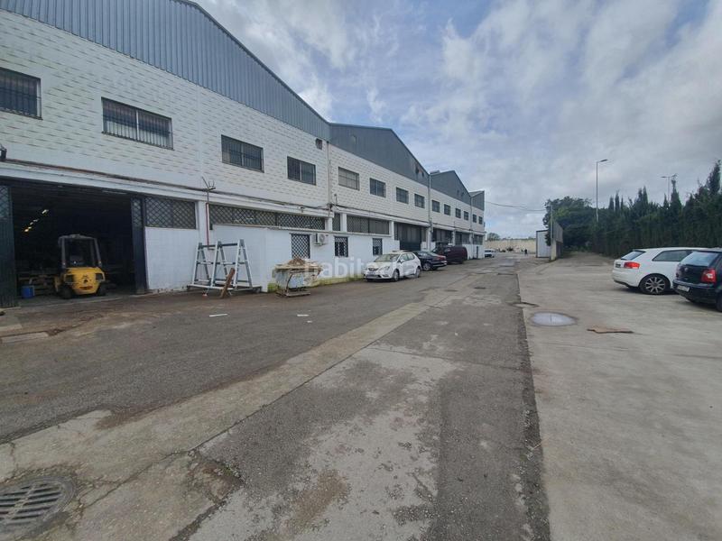 Foto e6d086b0-d346-48fc-917f-d09a5d1b326a. Miete fabrikhalle in La Paz Alcalá de Guadaira