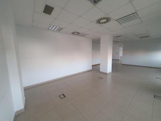 Location Bureau à Aljamar. Oficina disponible en aljarafe