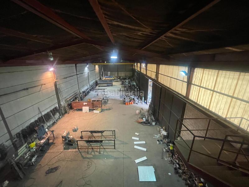 Foto 9083775c-a99d-4c18-afe5-b100806ff985. Nau industrial a Palmete Sevilla