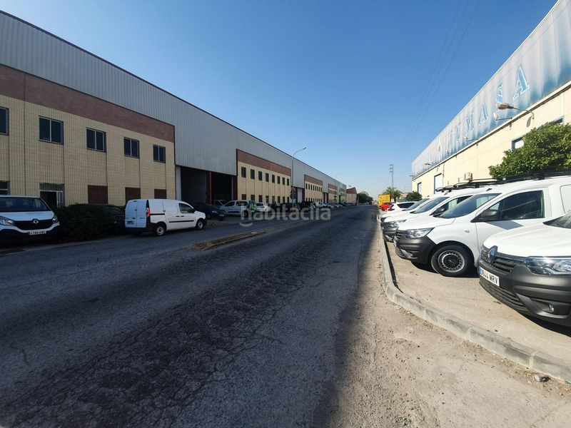 Foto f29ea222-5b26-4e9a-bfd8-5470e694c87d. Nau industrial a La Motilla - Fuente del Rey Dos Hermanas