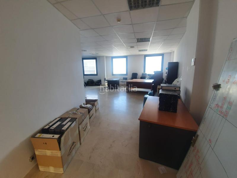 Foto 3ac8bfdb-4085-4efe-a7f8-c38223e358c8. Bureau avec parking dans Pisa Mairena del Aljarafe