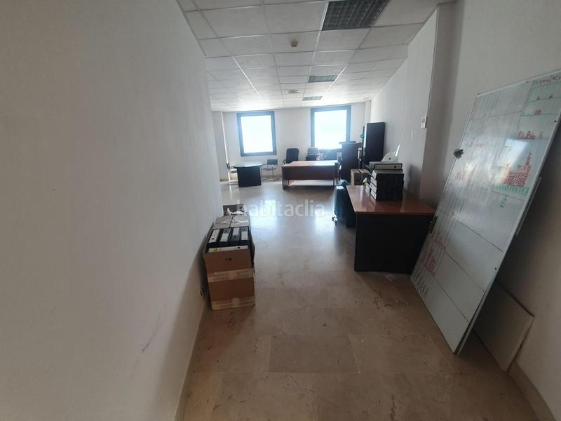 Foto 56915075-d072-4038-84b8-e6bb30a4cea7. Bureau avec parking dans Pisa Mairena del Aljarafe