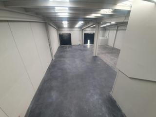 Miete Fabrikhalle in Palmete. Estupenda nave para delegación comercial con excelentes oficinas