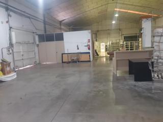 Lloguer Nau industrial a La Paz. Estupenda nave con gran visibilidad