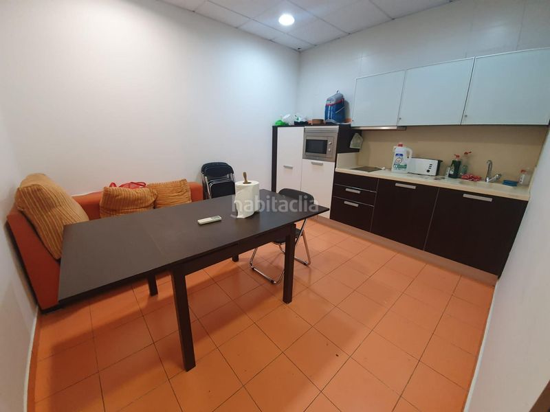 Foto bee5b9f7-a87d-4ecc-a4d2-c37e64f6df46. Location bureau avec parking dans Parque Atlántico- San Matías Sevilla