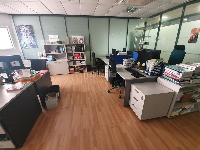 Foto e77f617f-0ba3-4964-bfc1-bc27e915ff11. Location bureau avec parking dans Parque Atlántico- San Matías Sevilla