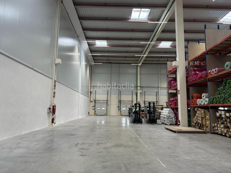 Foto be119a37-69fb-4da2-9329-0b9734b4e28b. Rent industrial building in La Motilla - Fuente del Rey Dos Hermanas