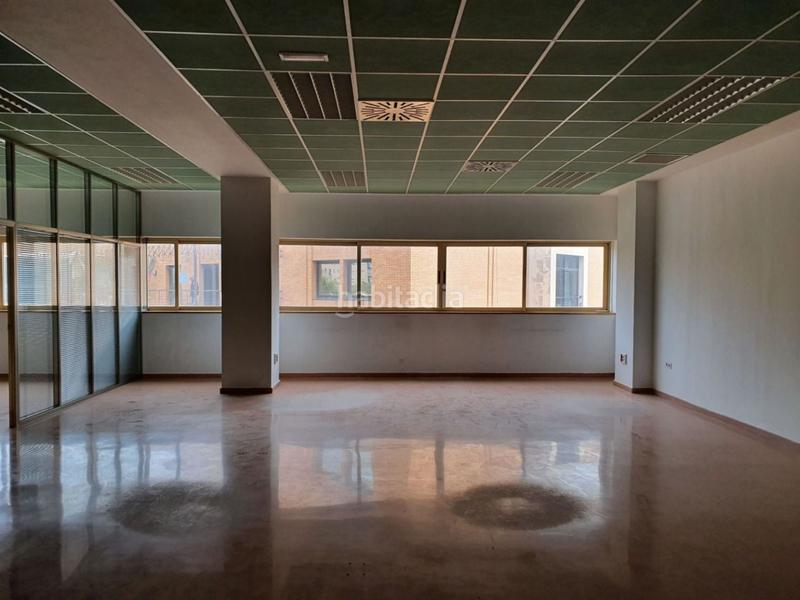 Foto 75147a28-d5da-45e7-9248-237e173c7c11. Location bureau dans Parque Alcosa Sevilla